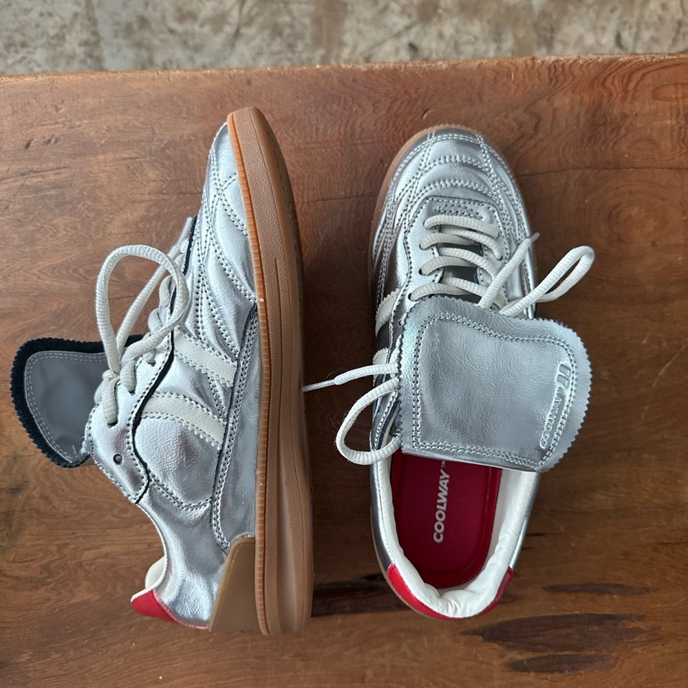 Coolway Silver Sneakers